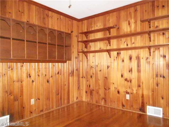 2736 Westridge Road Winston-Salem, NC 27103 - Photo 6 of 12 3rd Bedroom. Office