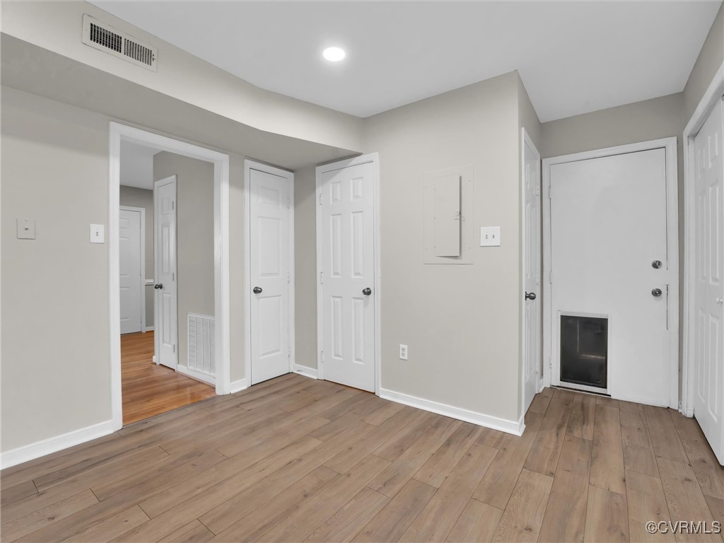 4716 Archduke Road Glen Allen, VA 23060 - Photo 18 of 33 Kitchen featuring LVP flooring and garage access d