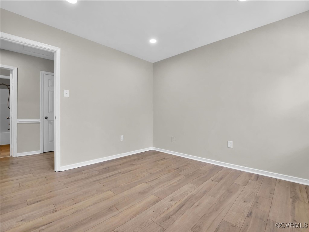 4716 Archduke Road Glen Allen, VA 23060 - Photo 22 of 33 2nd bedroom with light hardwood / wood-style floor