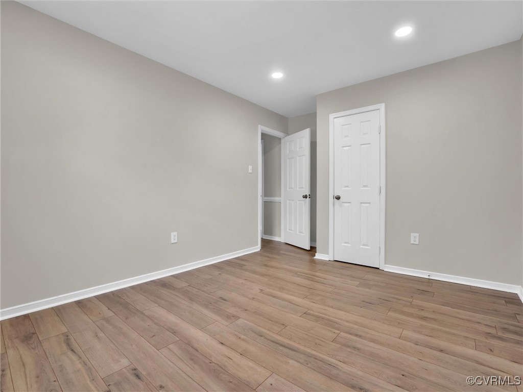 4716 Archduke Road Glen Allen, VA 23060 - Photo 23 of 33 3rd bedroom with light hardwood / wood-style floor