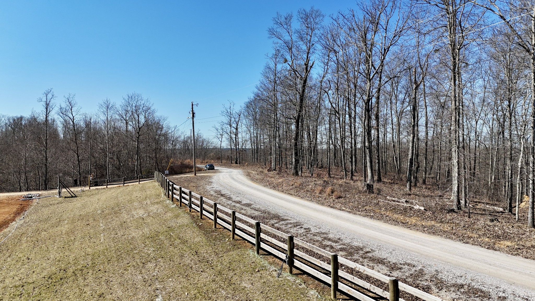 1375 Overlook Trail Stewart, TN 37175 - Photo 13 of 16 a view of a yard with wooden fence