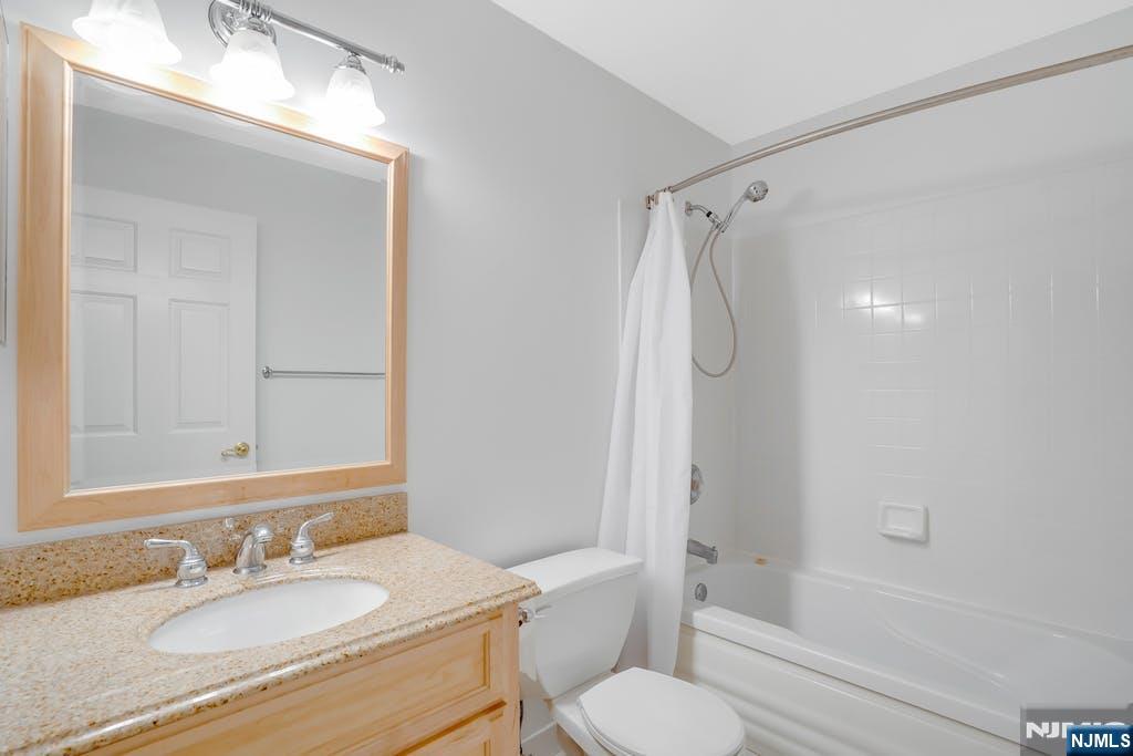 2269 Nash Court Mahwah, NJ 07430 - Photo 32 of 39