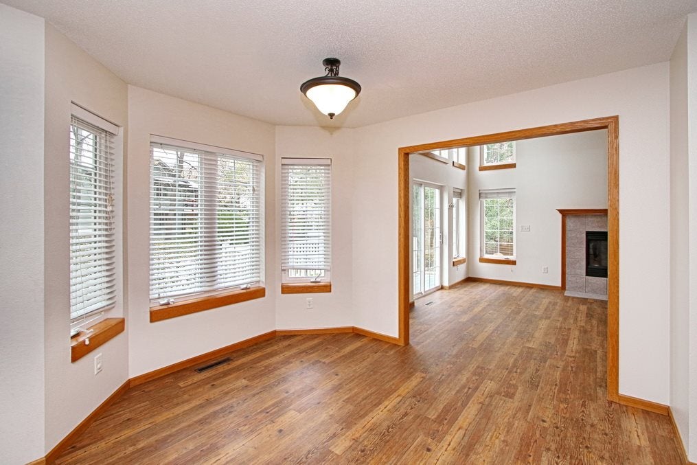 638 Pine Ridge Road Coralville, IA 52241 - Photo 9 of 25 Gallery Image 9
