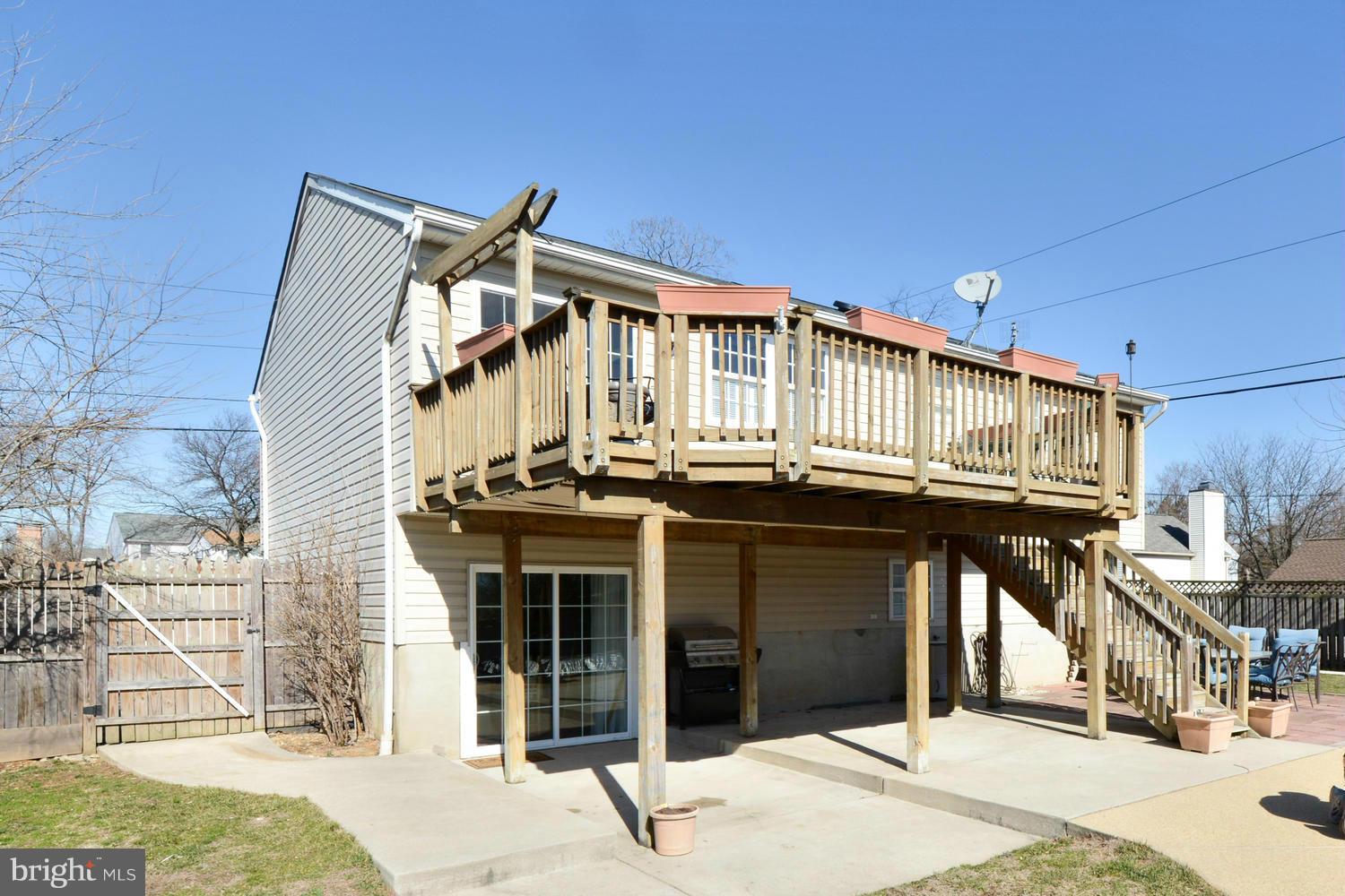 905 Mark Road Baltimore, MD 21225 - Photo 29 of 30 Exterior (Rear)