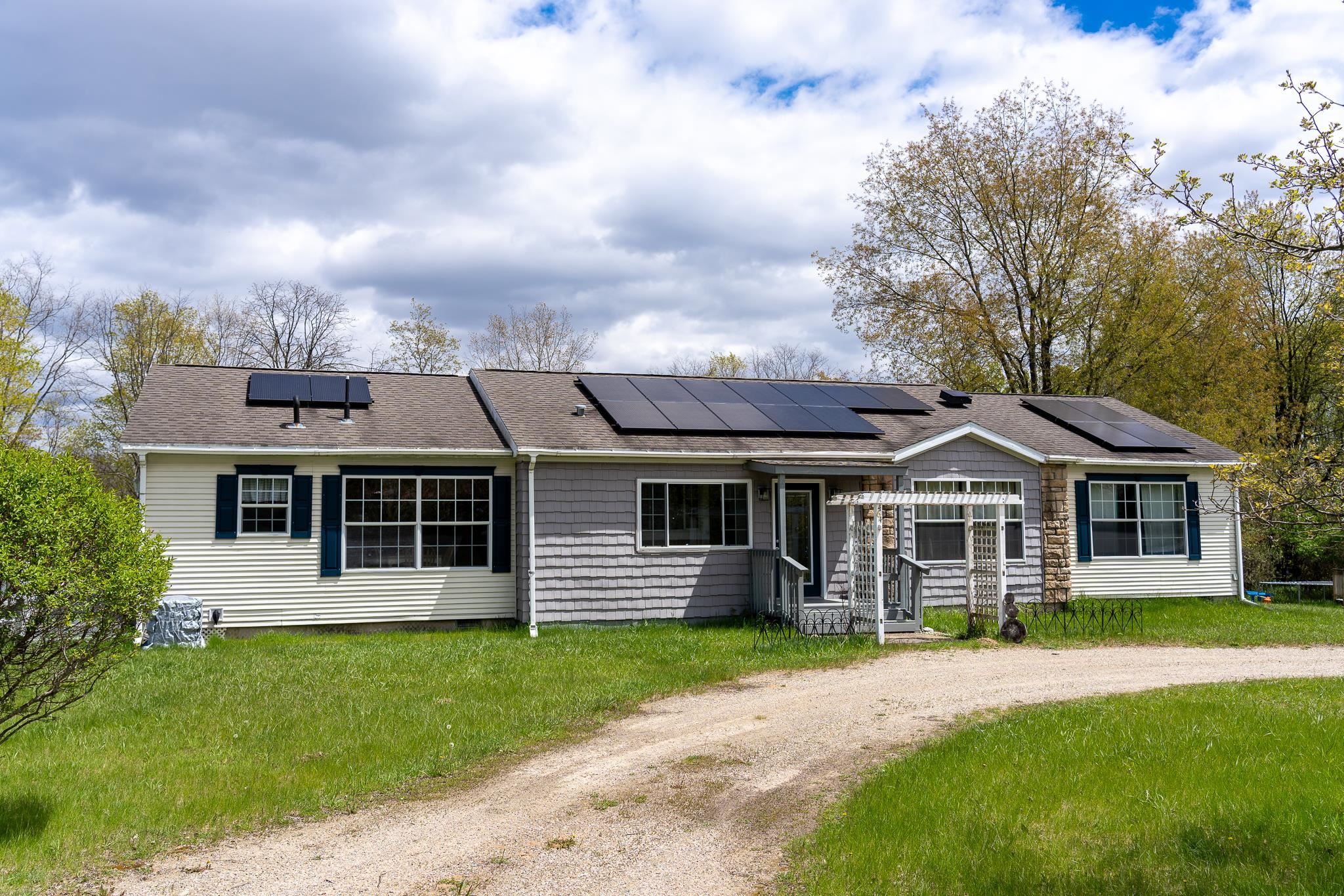 464 North Rolland Road Weidman, MI 48893 - Photo 3 of 70