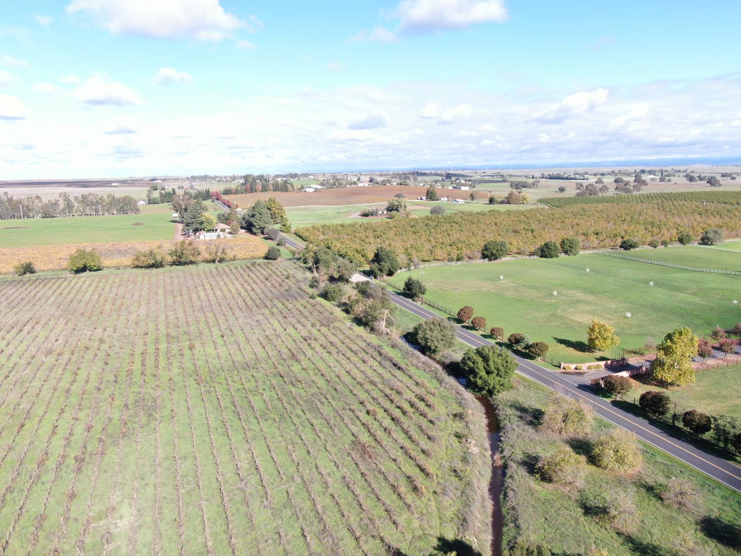 25839 Mackville Road Clements, CA 95227 - Photo 5 of 26 a view of an ocean view and city