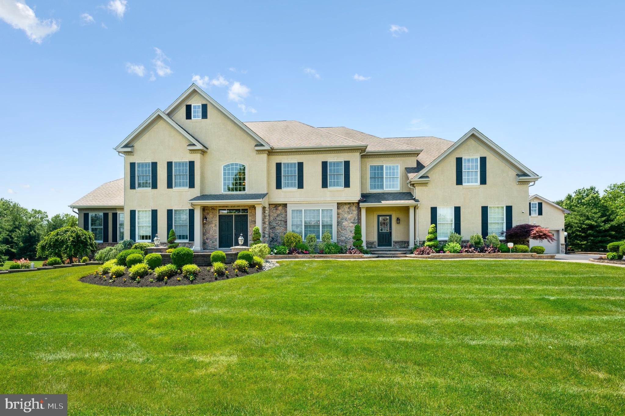 20 Ridgeview Way Allentown, NJ 08501 - Photo 1 of 56 Gallery Image 1