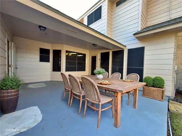 $359,900 | 2300 Memorial Parkway, Portland, TX 78374