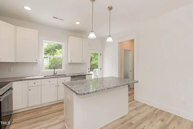 $425,000 | 1057-1059 East Harnett Street, Dunn, NC 28334