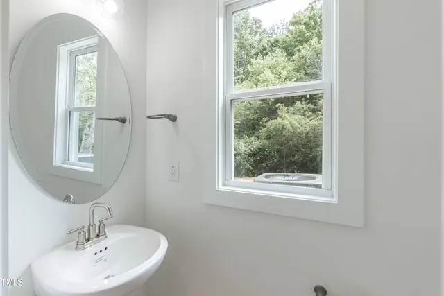 $425,000 | 1057-1059 East Harnett Street, Dunn, NC 28334