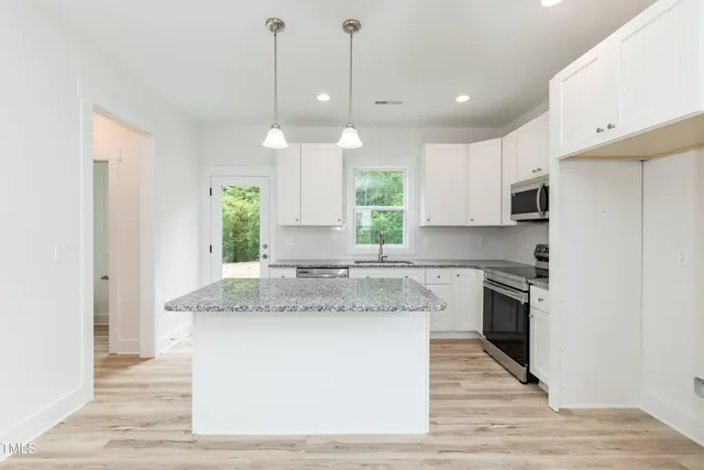 $425,000 | 1057-1059 East Harnett Street, Dunn, NC 28334