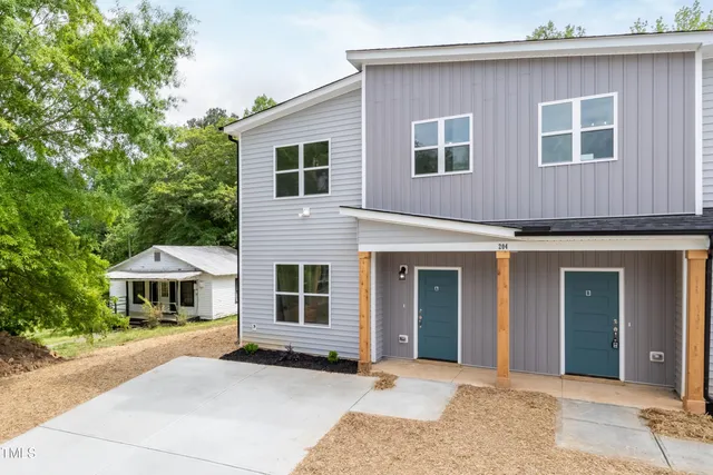 $425,000 | 1057-1059 East Harnett Street, Dunn, NC 28334