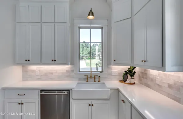 $749,900 | 620 Big Vly Loop, Flowood, MS 39232
