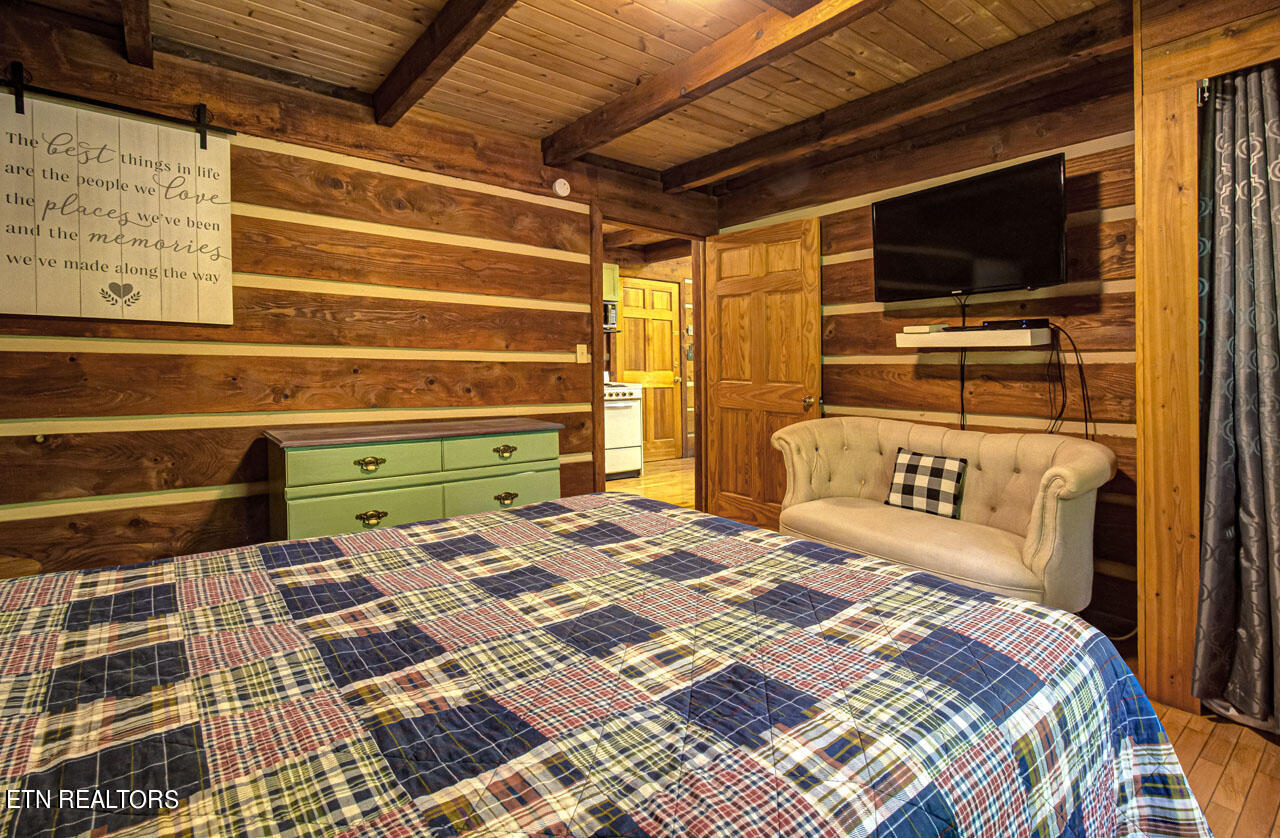 1325 Ridgefield Drive Sevierville, TN 37876 - Photo 11 of 19 IMG_4404LR