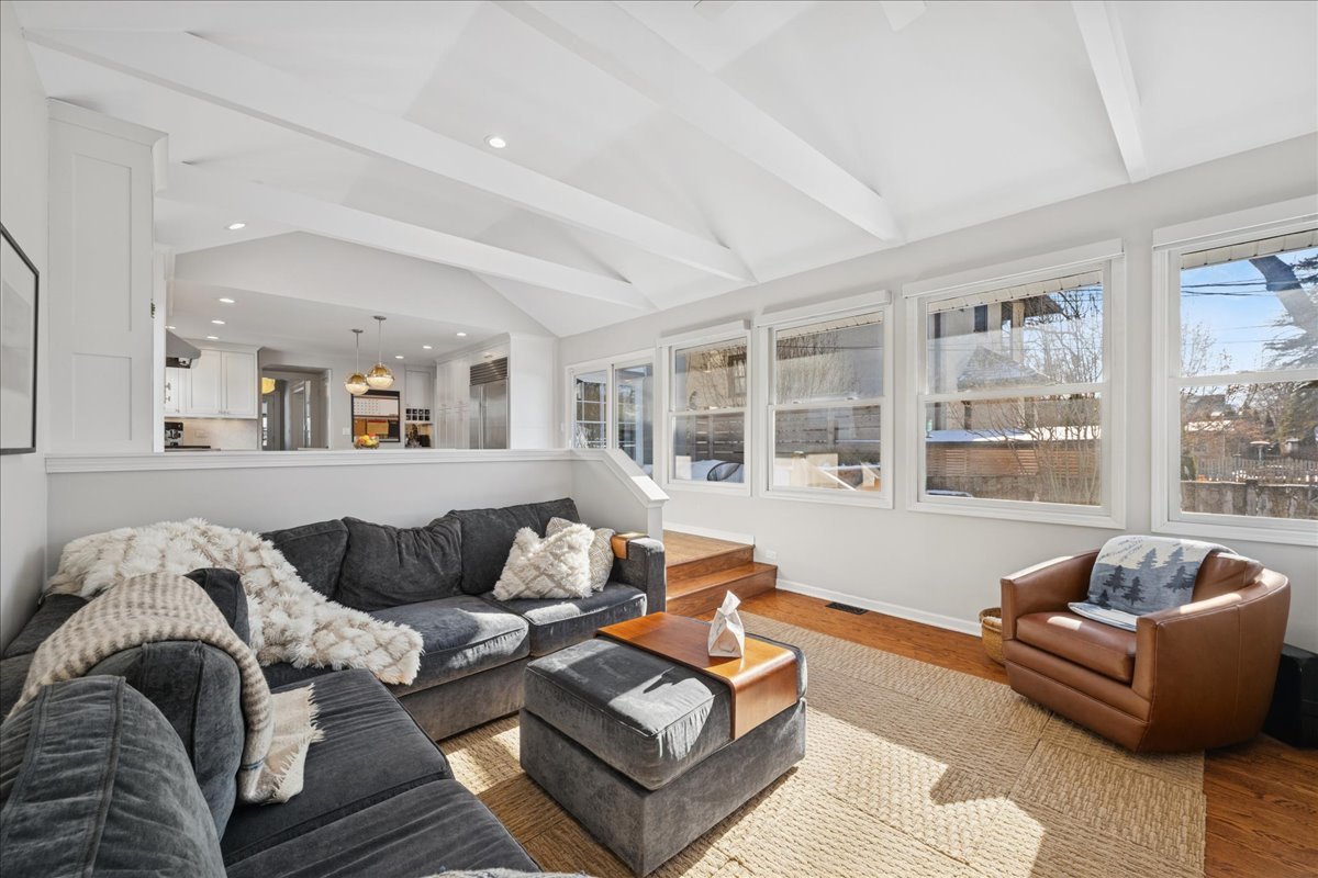 2740 Asbury Avenue Evanston, IL 60201 - Photo 15 of 40 a living room with furniture and windows