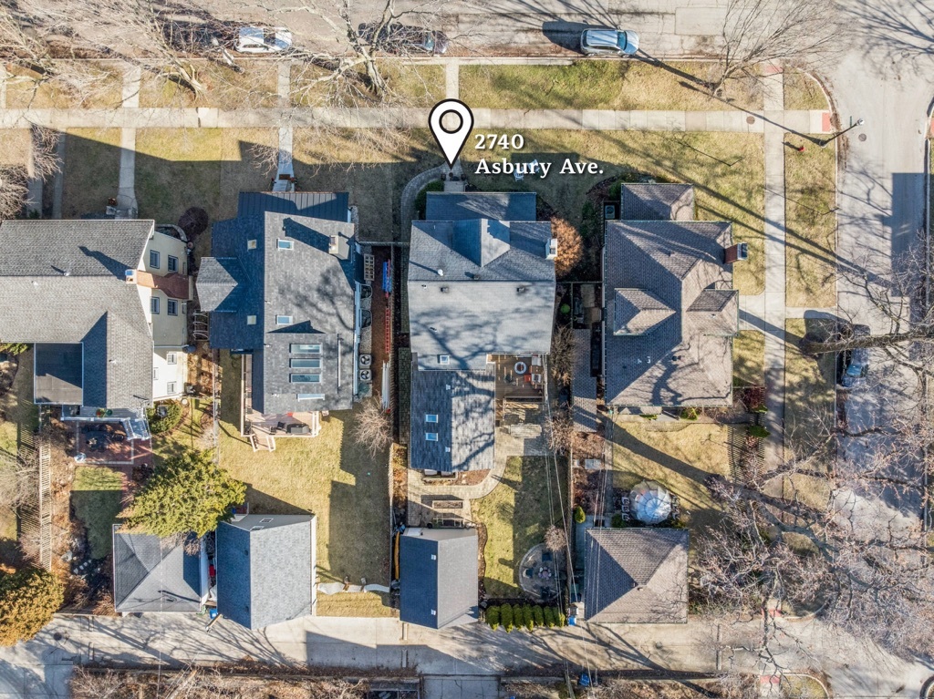 2740 Asbury Avenue Evanston, IL 60201 - Photo 33 of 40 a street sign on a street corner