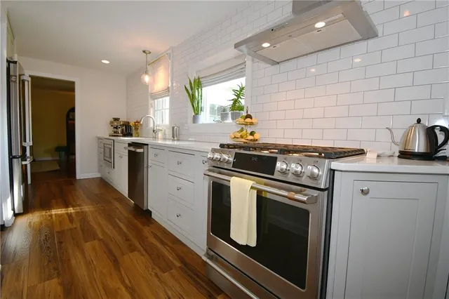 $349,900 | 785 Fruithurst Drive, Pittsburgh, PA 15228