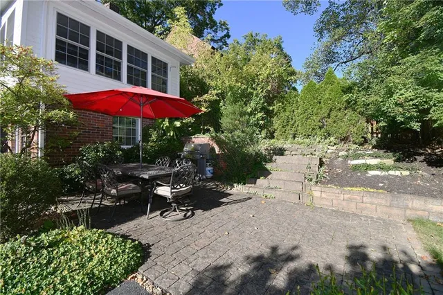 $349,900 | 785 Fruithurst Drive, Pittsburgh, PA 15228