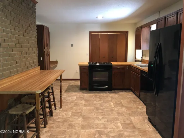 $1,600 | 135 South Belvedere Drive, Hampstead, NC 28443