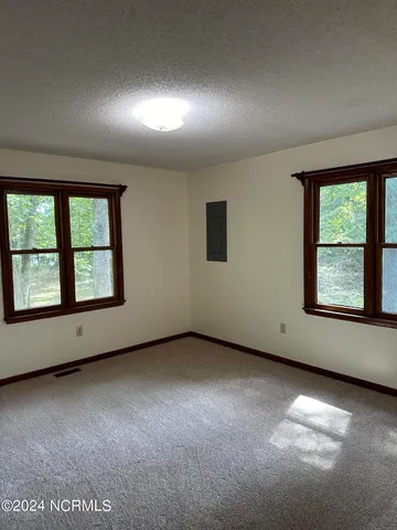 $1,600 | 135 South Belvedere Drive, Hampstead, NC 28443