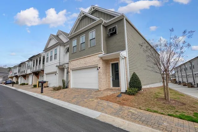 $3,500 | 123 Village Green Avenue, Woodstock, GA 30189