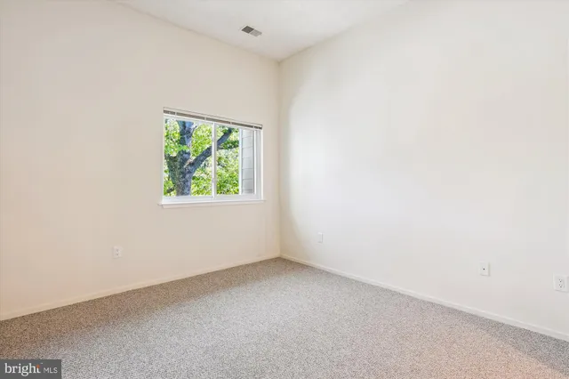 $2,750 | 1963 B Villaridge Drive, Unit 1963B, Reston, VA 20191