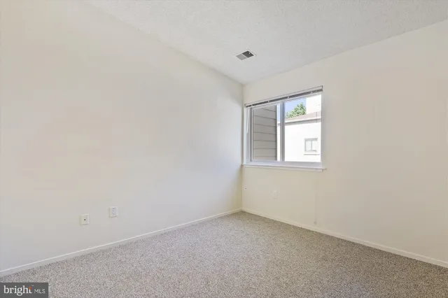 $2,750 | 1963 B Villaridge Drive, Unit 1963B, Reston, VA 20191