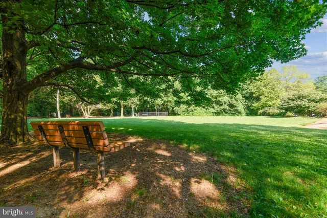 $2,750 | 1963 B Villaridge Drive, Unit 1963B, Reston, VA 20191