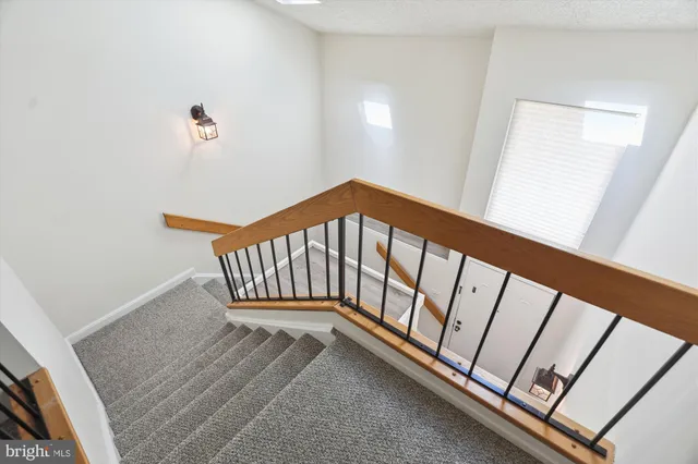 $2,750 | 1963 B Villaridge Drive, Unit 1963B, Reston, VA 20191