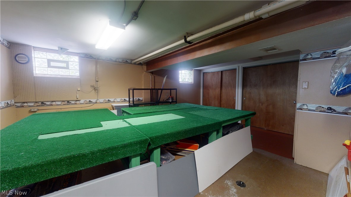 4466 Ridgewood Road Akron, OH 44321 - Photo 19 of 24 Workshop/Train room behind garage
