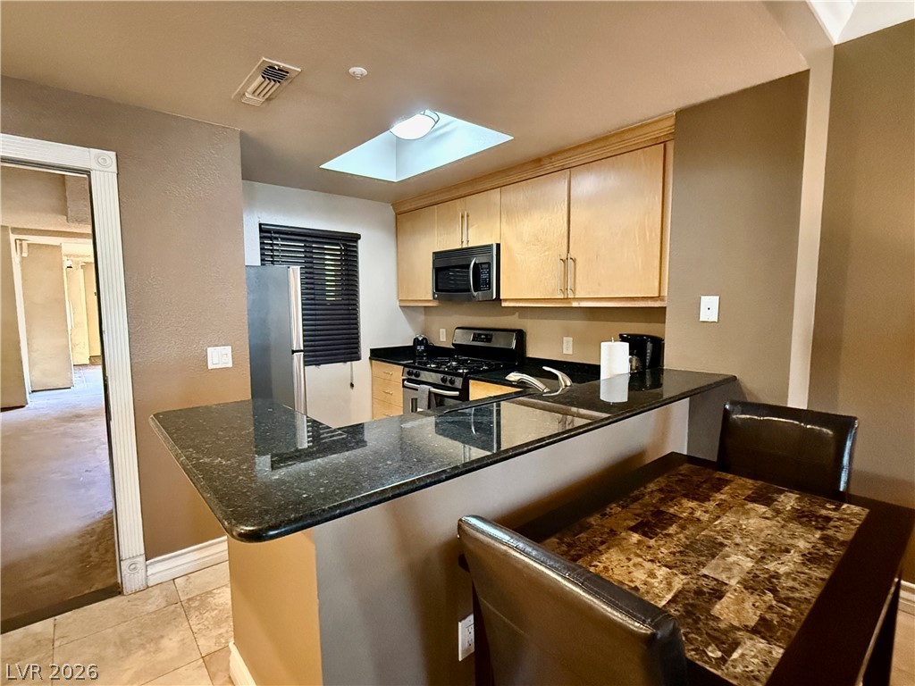 210 East Flamingo Road, Unit 110 Las Vegas, NV 89169 - Photo 7 of 55 Gallery Image 7
