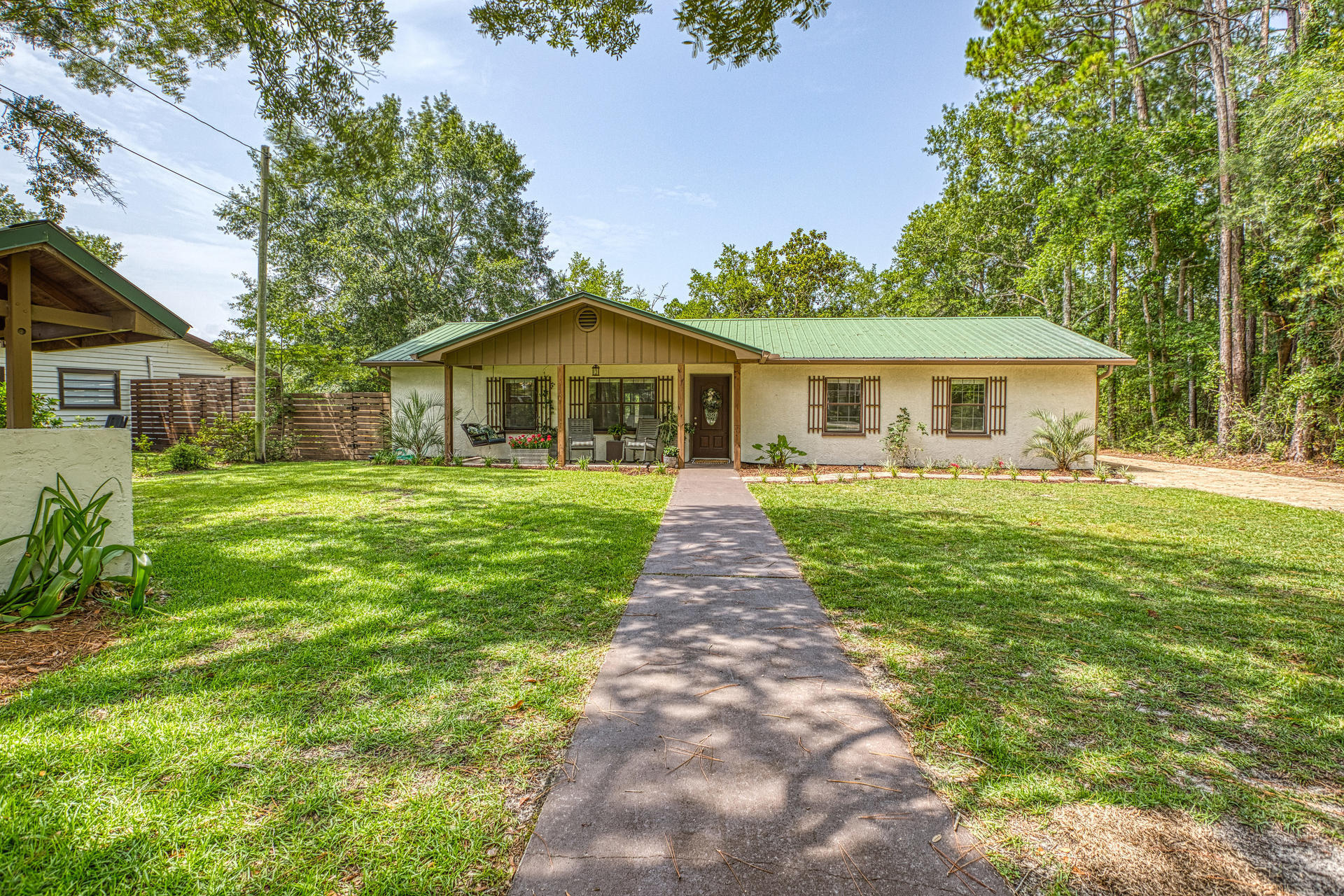 215 Sweetwater Road Freeport, FL 32439 - Photo 41 of 41 215 Sweetwater Rd Freeport FL-003-008-62