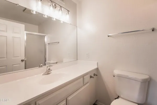 $2,200 | 1169 Rosedale Avenue, Unit 204, Glendale, CA 91201