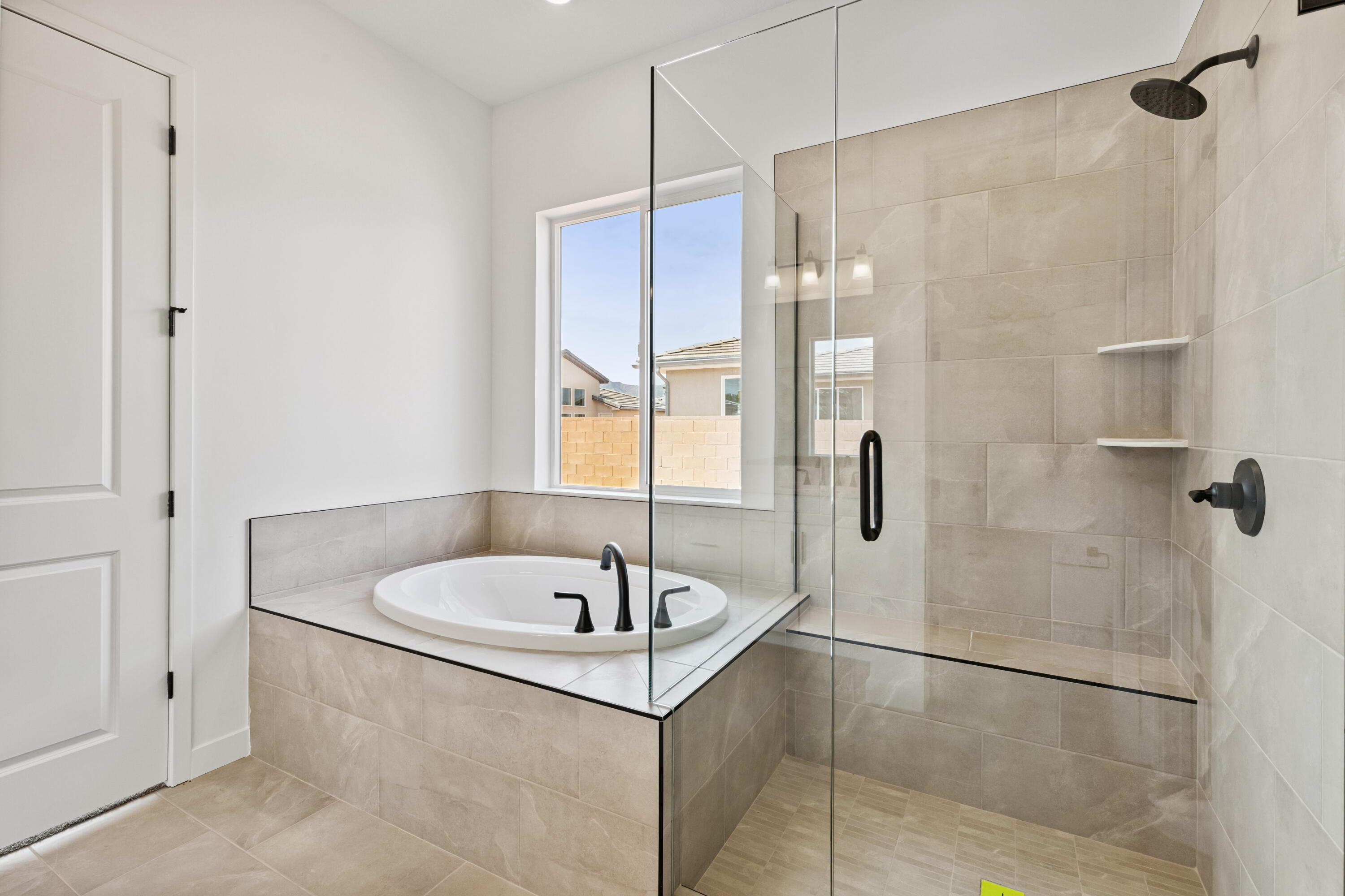 673 South 230 West, Unit LOT 9) Ivins, UT 84738 - Photo 21 of 27 VE9 primary bath 2
