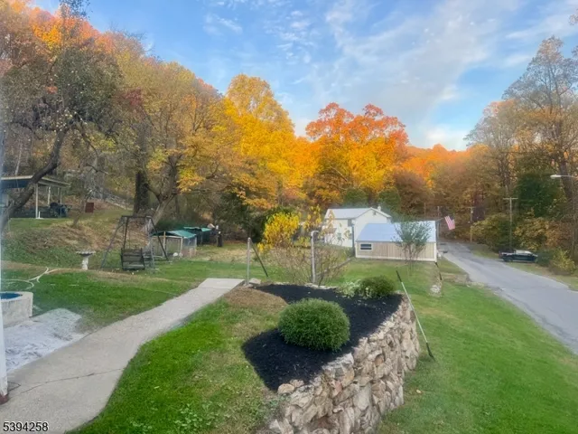 $2,800 | 241 Lows Hollow Road, Stewartsville, NJ 08886