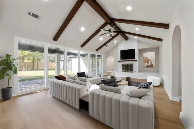 $299,999 | 5117 Ashwood Drive, Baytown, TX 77521