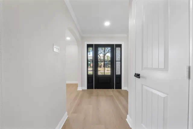 $299,999 | 5117 Ashwood Drive, Baytown, TX 77521