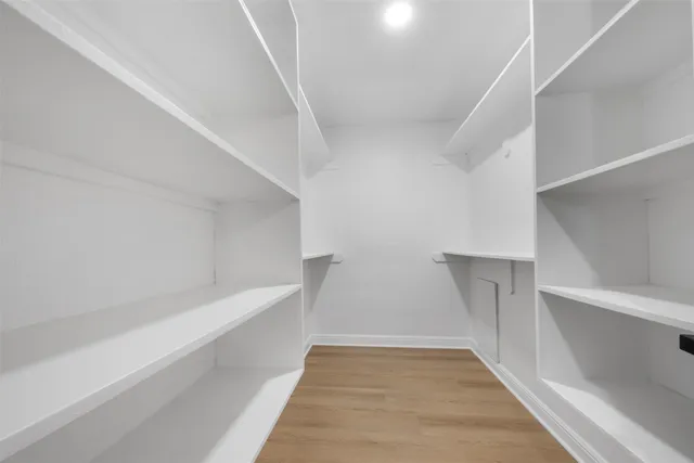 $299,999 | 5117 Ashwood Drive, Baytown, TX 77521