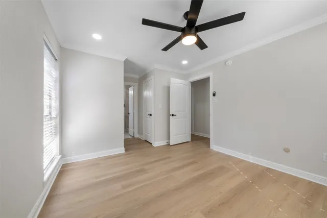 $299,999 | 5117 Ashwood Drive, Baytown, TX 77521