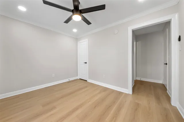 $299,999 | 5117 Ashwood Drive, Baytown, TX 77521