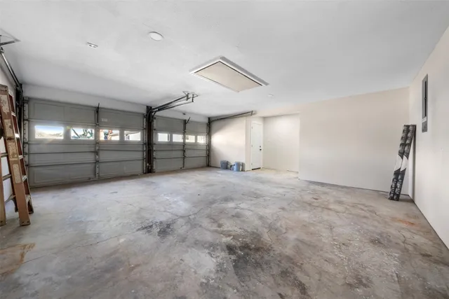 $299,999 | 5117 Ashwood Drive, Baytown, TX 77521