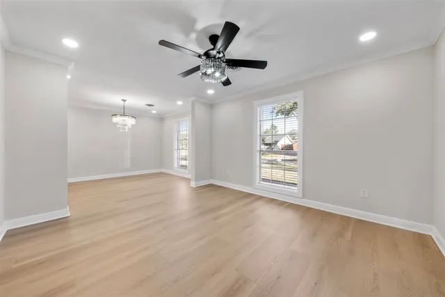 $299,999 | 5117 Ashwood Drive, Baytown, TX 77521