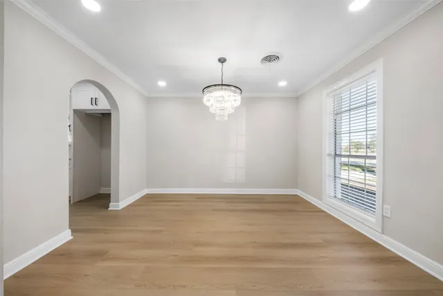 $299,999 | 5117 Ashwood Drive, Baytown, TX 77521