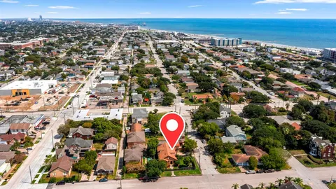 $424,900 | 2526 46th Street, Galveston, TX 77551
