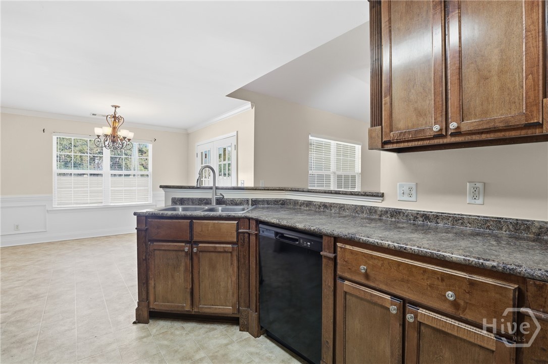 130 Terraza Lane Savannah, GA 31405 - Photo 12 of 31 Lots of Cabinet and Counter Space
