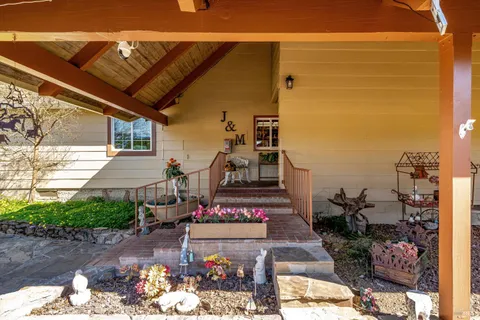 $3,100,000 | 3061 North Avenue, Napa, CA 94558