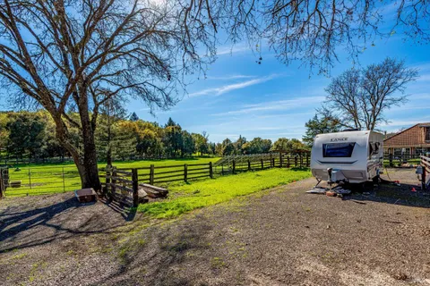 $3,100,000 | 3061 North Avenue, Napa, CA 94558