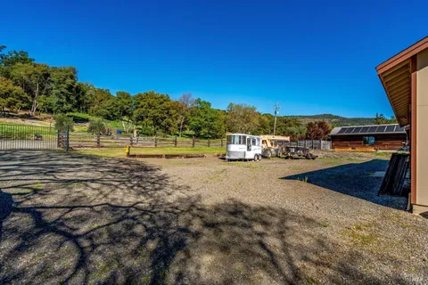 $3,100,000 | 3061 North Avenue, Napa, CA 94558