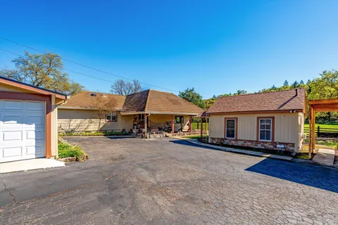 $3,100,000 | 3061 North Avenue, Napa, CA 94558