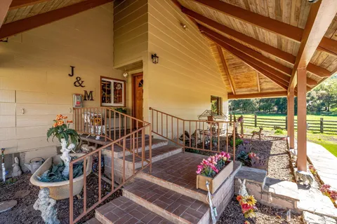 $3,100,000 | 3061 North Avenue, Napa, CA 94558